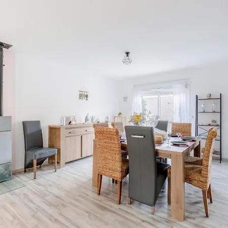 Le Des 5 Etangs Holiday home Bouvaincourt-Sur-Bresle